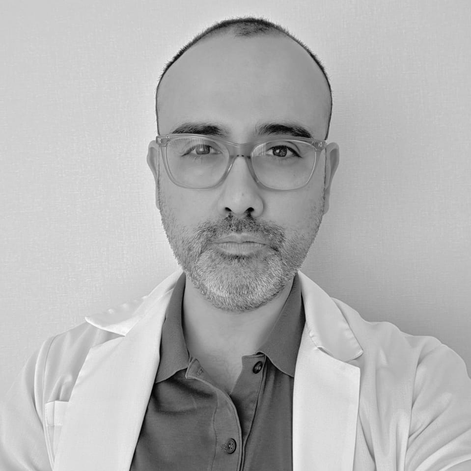Dr. Roberto Alfaro Codoceo