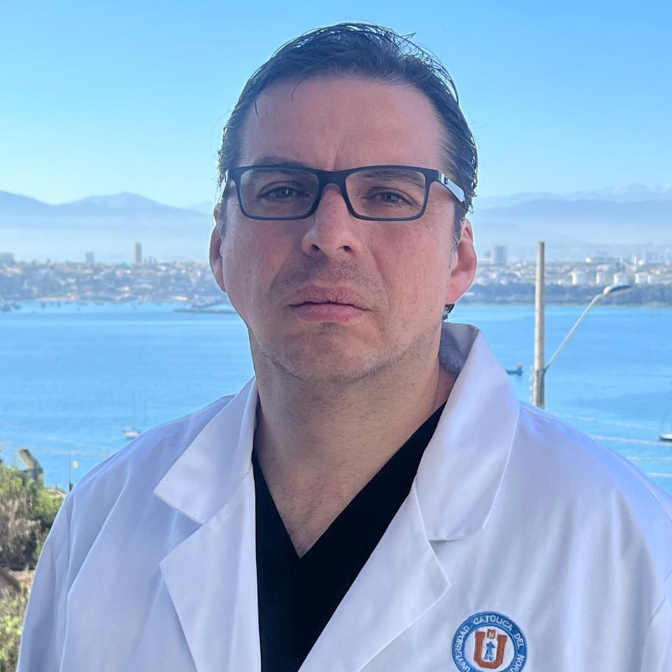 Dr. Paulo Aravena Cerda